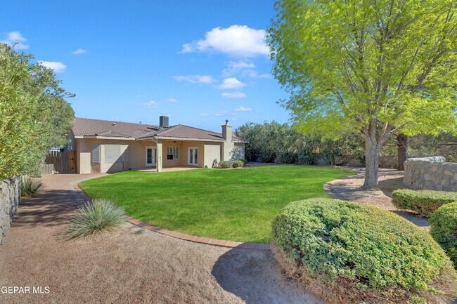 Building Photo - 232 Ave Mirador