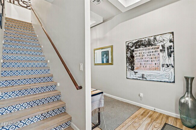Building Photo - 14756 John McNeely Ave