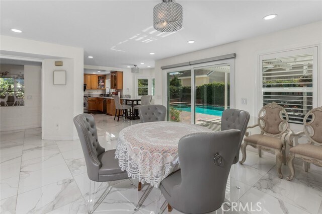 Building Photo - 4 Bayview