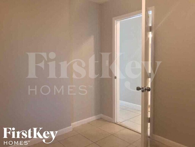 Building Photo - 25024 SW 128th Pl