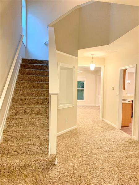 Building Photo - 2534 Winslow Ridge Dr NE