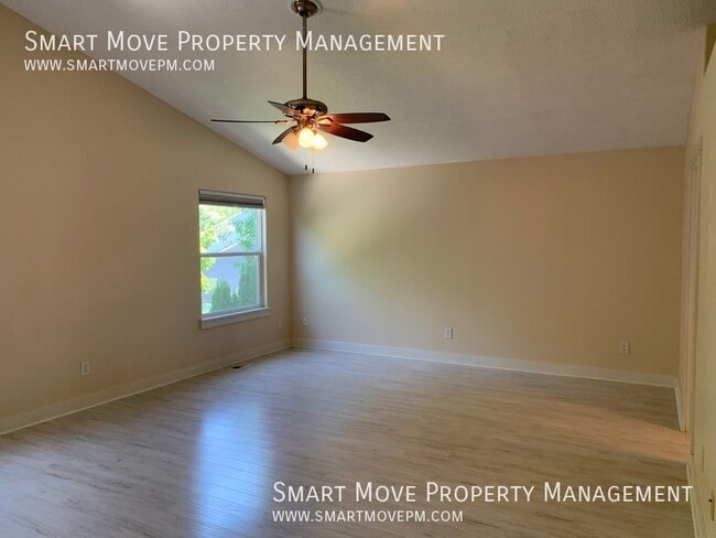 Building Photo - 4184 E Granger Dr