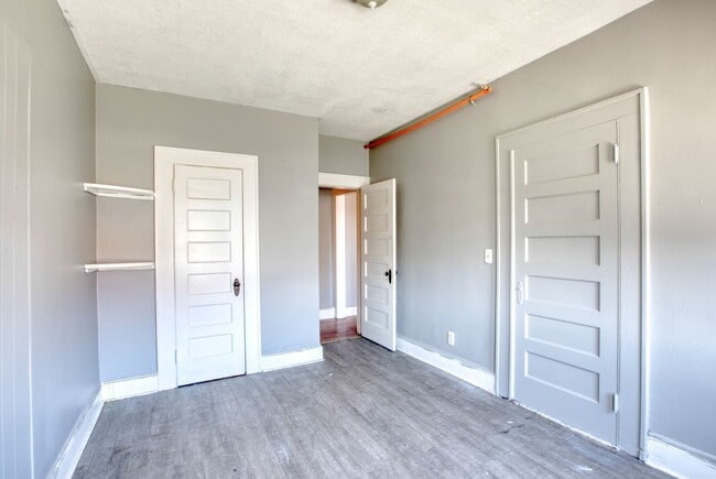 Building Photo - 2718 Fairfield Ave