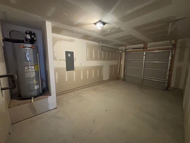 Building Photo - Single Family Home in Cul-de-sac- Holly Ridge