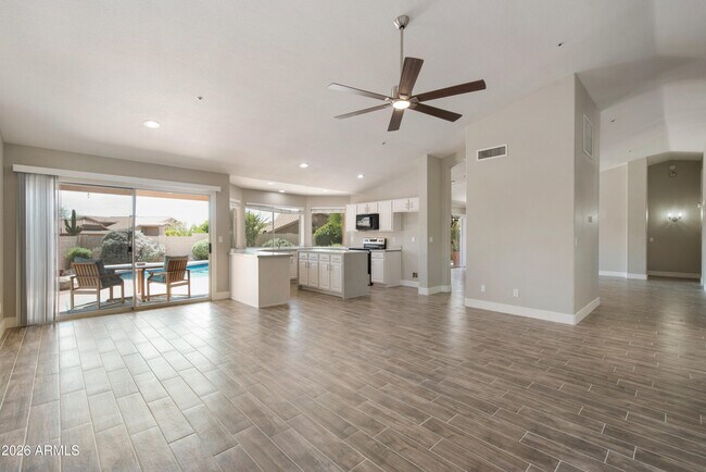 Building Photo - 9295 E Rockwood Dr