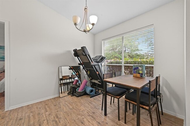 Building Photo - 11728 Norwegian Wood Dr