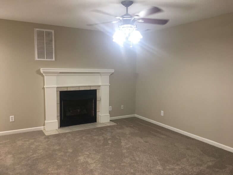 Living Room 1 - 823 Calvert Dr