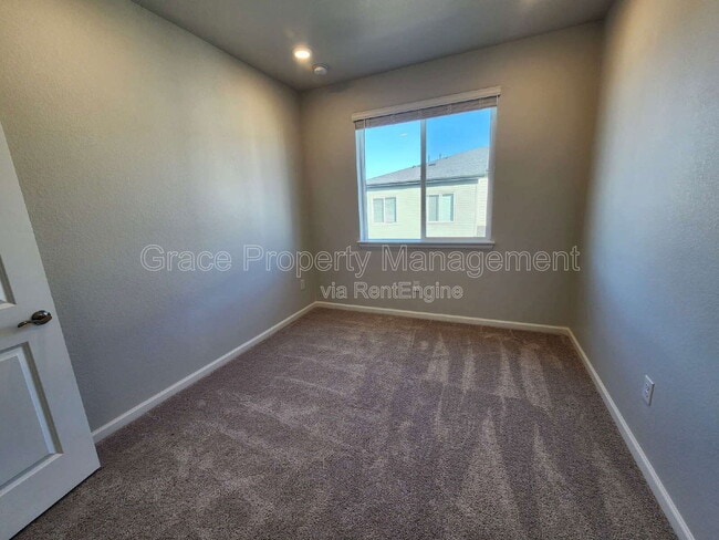 Building Photo - 465 Interlocken Blvd