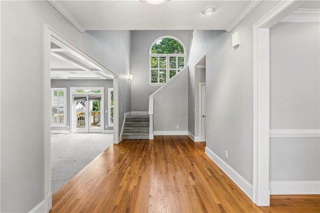 Building Photo - 520 Redding View Ct NW