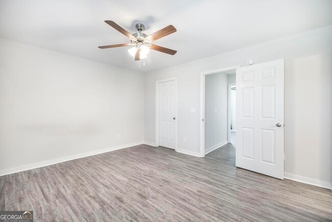 Building Photo - 101 Shasta Dr