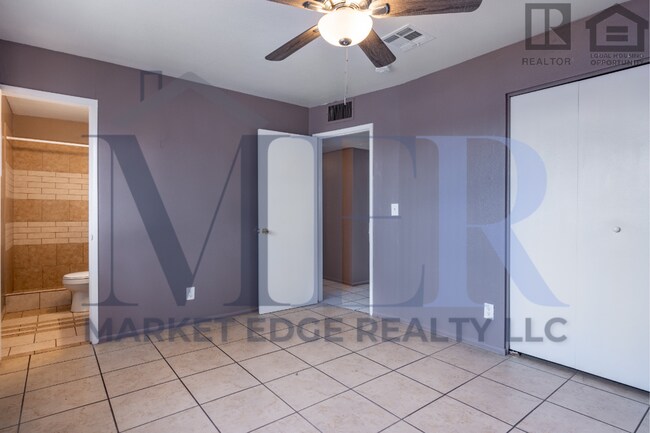 Building Photo - 5Bed/2Bath Home at 35th Ave/Cactus! Ready for Immediate Move-In! -- NO HOA!