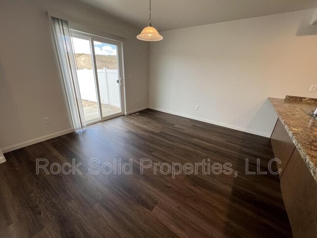 Building Photo - 1512 Danny Pl