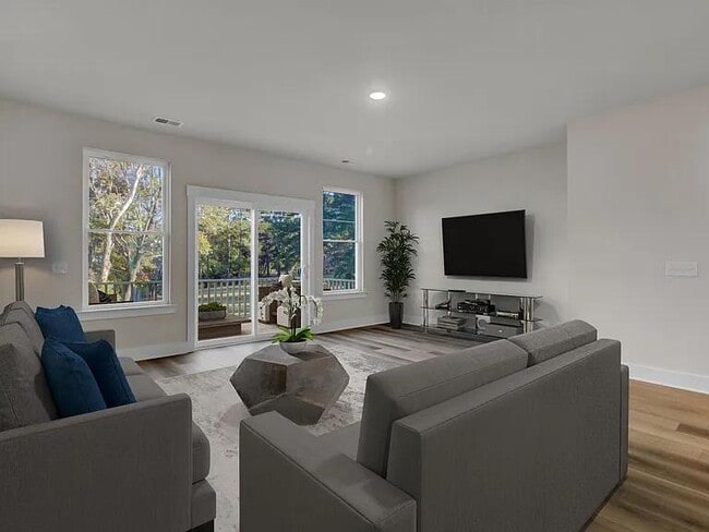 Building Photo - 1046 Old Cypress Run