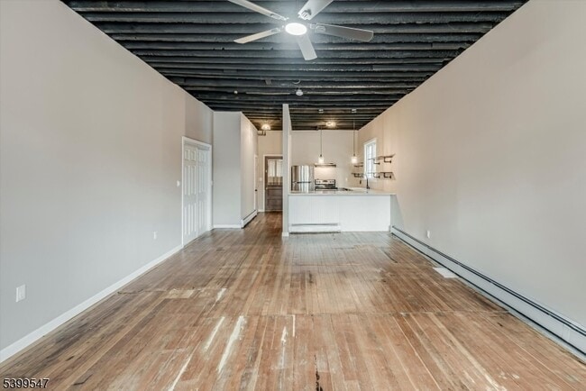 Building Photo - 239 Water St