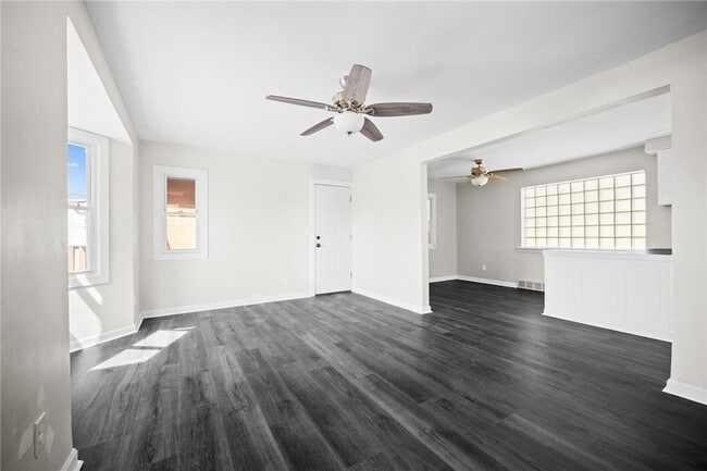 Building Photo - 505 Wylie Ave