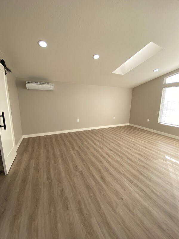 Building Photo - 4045 Decathlon St