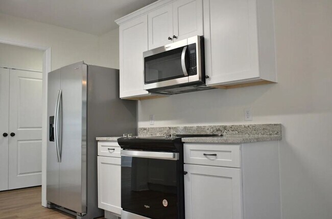 Building Photo - Rental in Ooltewah - 3 Bedrooms + Finished Basement