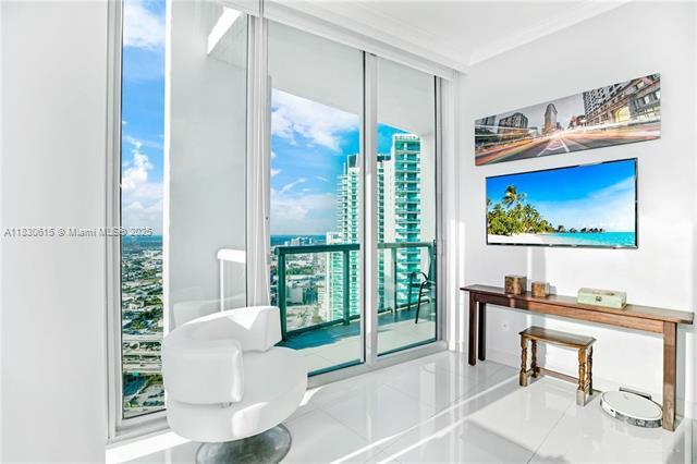 Building Photo - 888 Biscayne Blvd