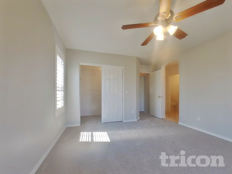 Building Photo - 11391 W Pima St