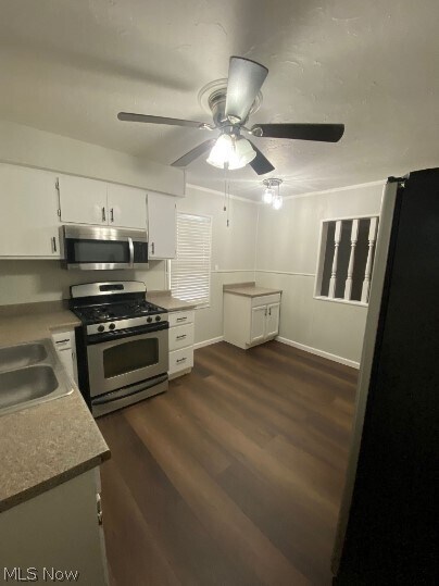 Building Photo - 4207 Wood Ave