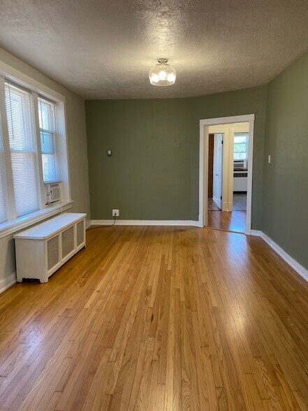 Dining Room - 4417 Rosa Ave