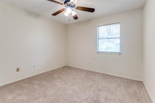 Building Photo - 6910 Hart Ln