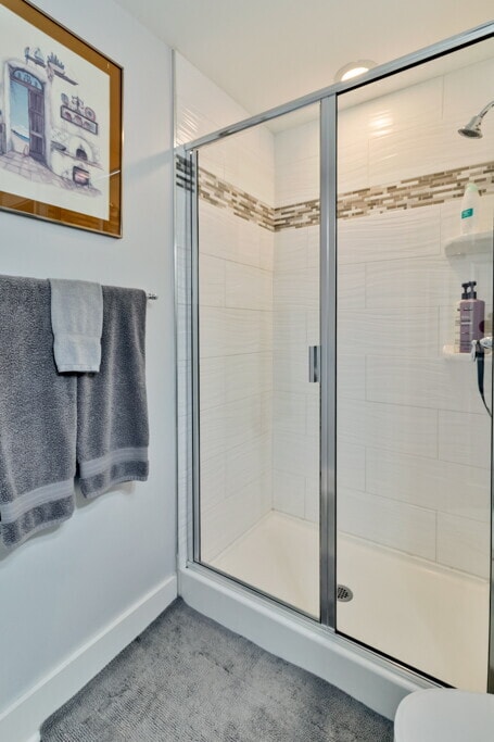 Building Photo - 513 E Harris St