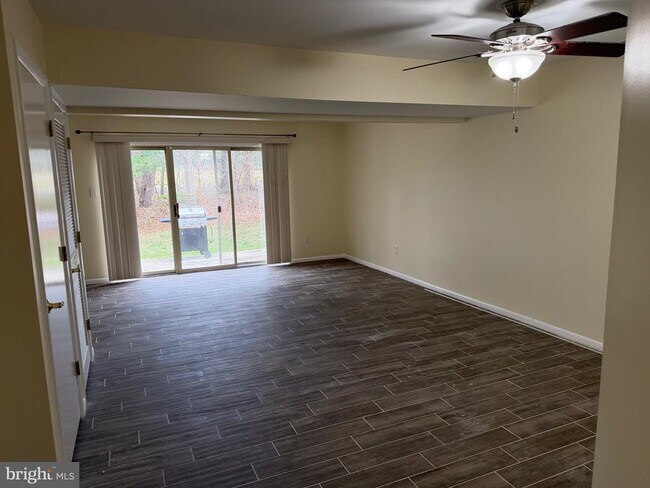 Building Photo - 34 Woodbrook Dr