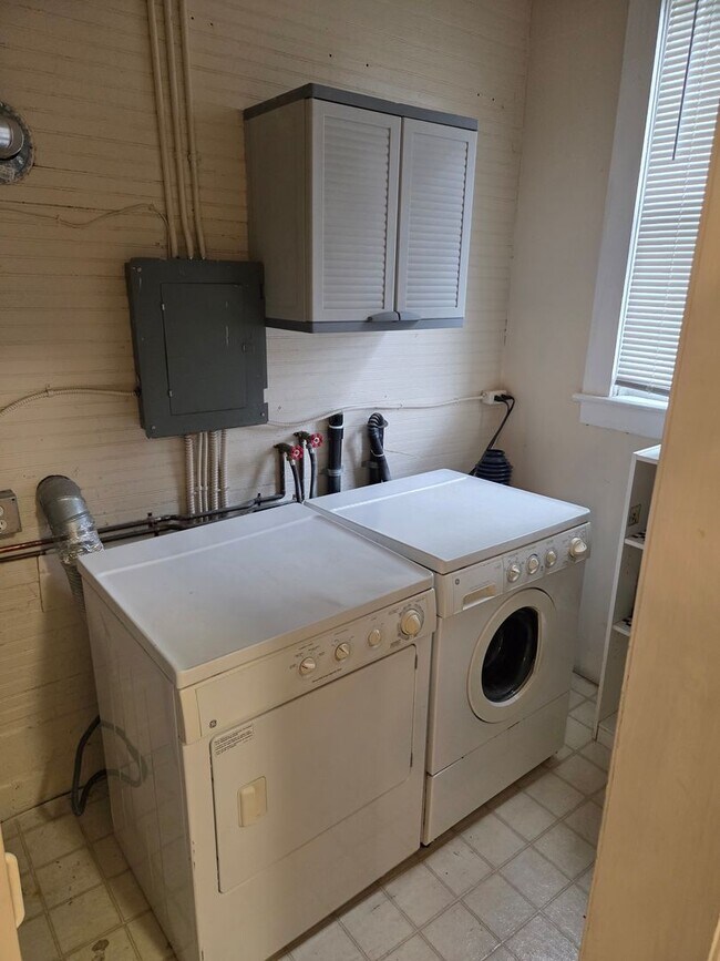 Building Photo - 2653-2655 NW 59th