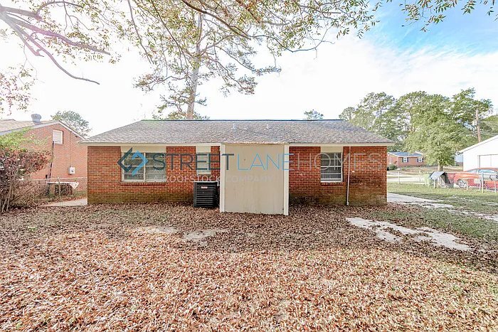 Building Photo - 3601 Dunhill Dr