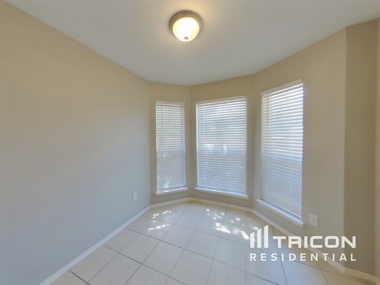 Building Photo - 7319 Woodhome Dr