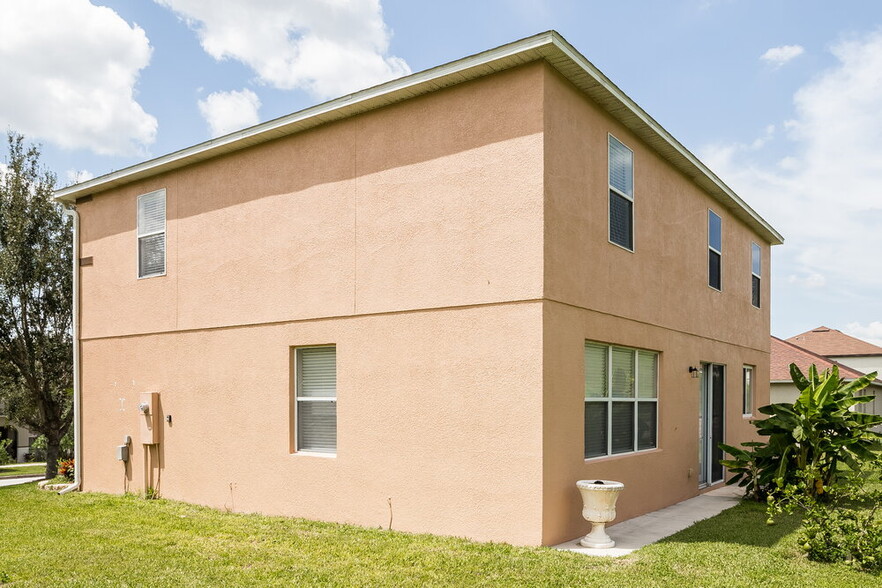 Building Photo - 993 N Jacks Lake Rd