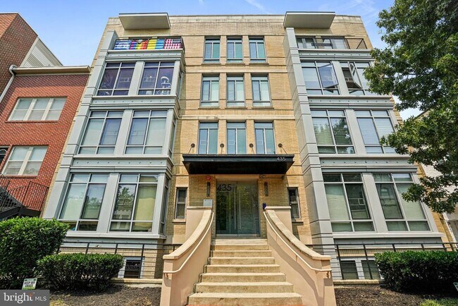 Building Photo - 435 R St NW