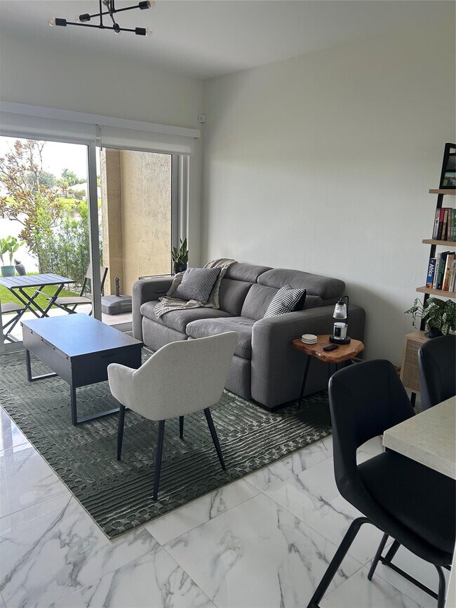 Building Photo - 711 SW 122nd Ave