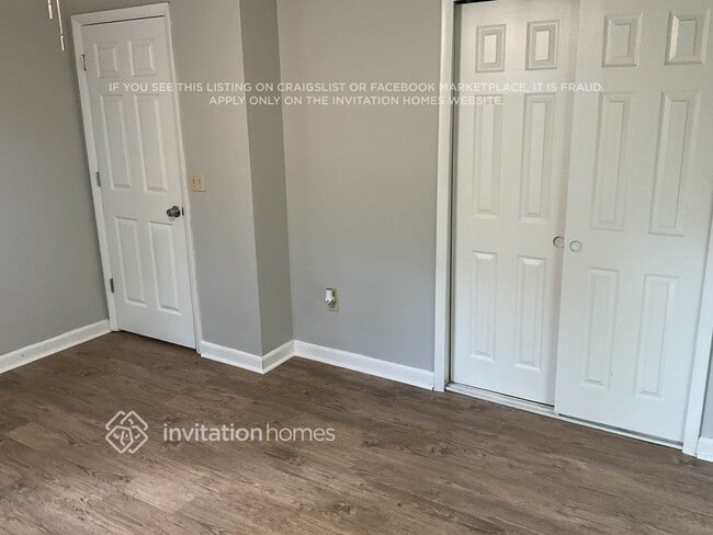 Building Photo - 1648 Raymore St NW