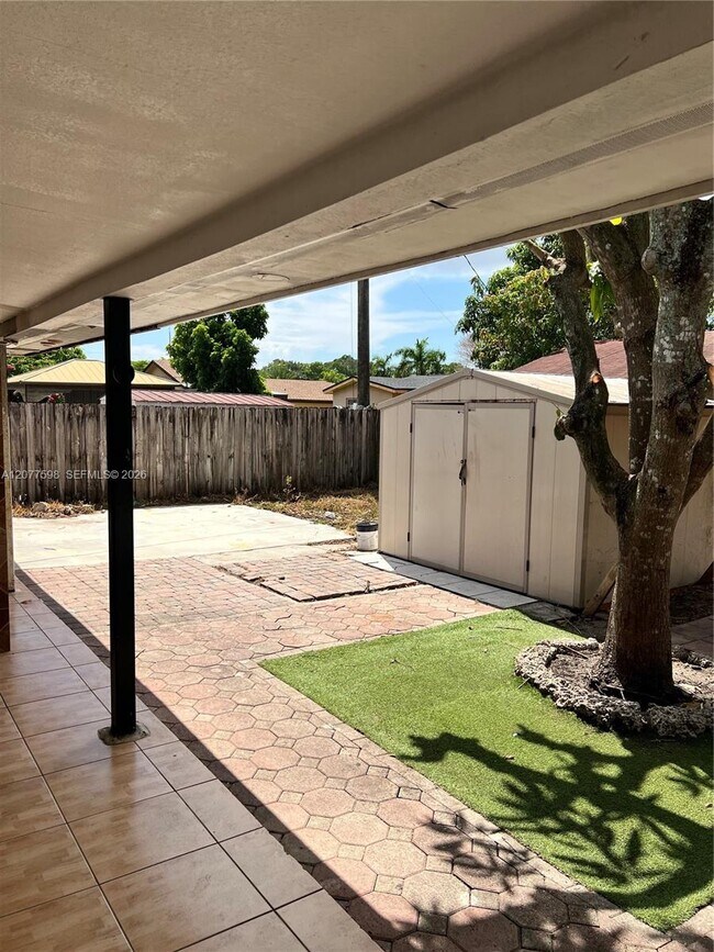 Building Photo - 12360 SW 188th Terrace