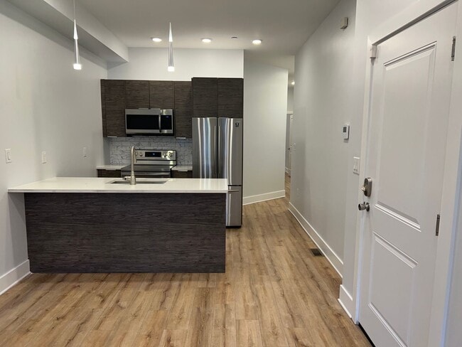 Building Photo - 4242 W Girard Ave