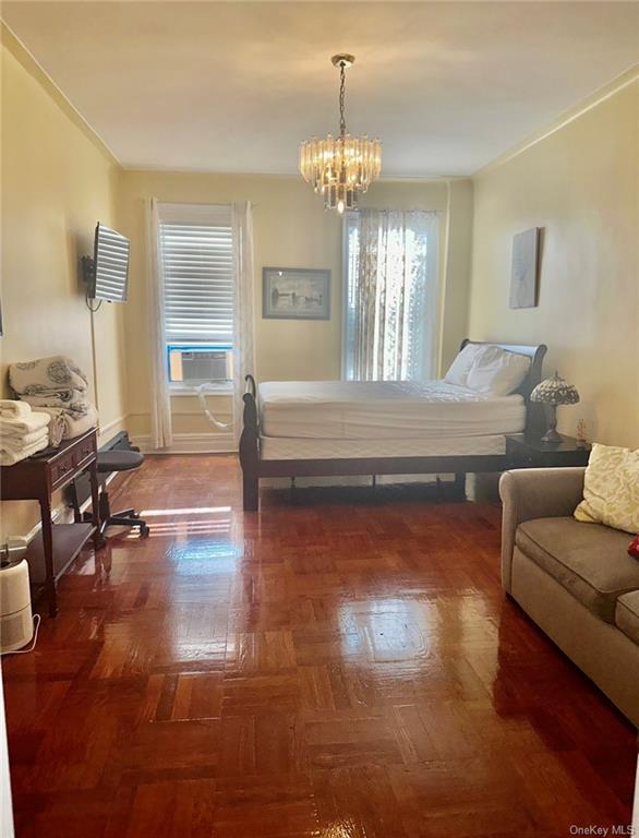 Building Photo - 2081 Cruger Ave