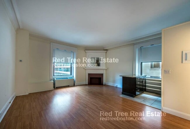 Building Photo - 62 Boylston St