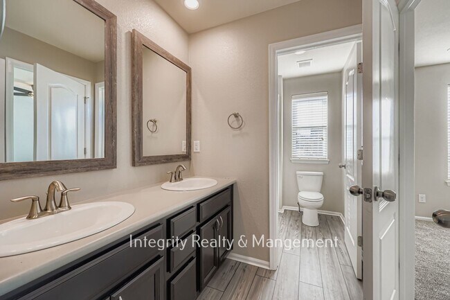 Building Photo - 2571 Ambience Ln