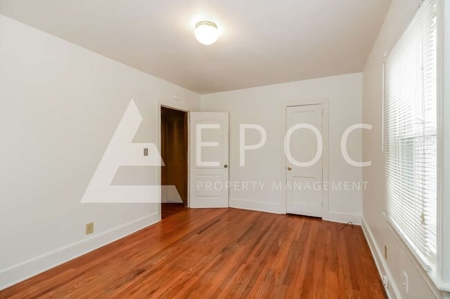 Building Photo - 919 Bellvue St