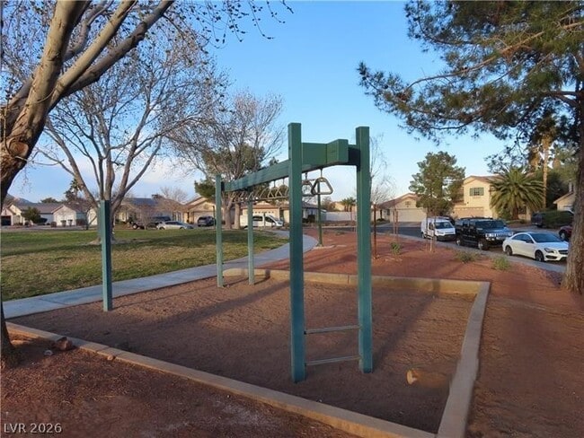 Building Photo - 676 Hitchen Post Dr