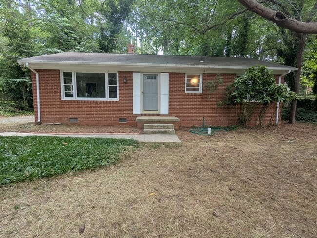 Primary Photo - 23 S Circle Dr