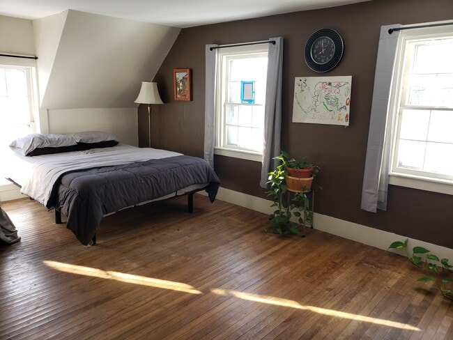 Building Photo - 23 Gannett St