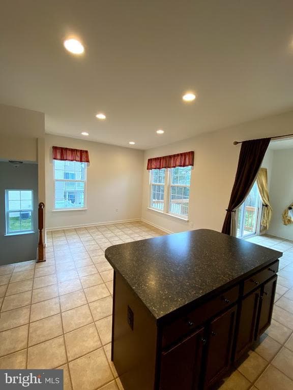 Building Photo - 120 Woodman Ct