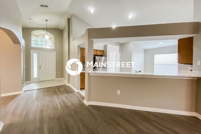 Building Photo - 4 Bedroom Pet-Friendly Home in Spring Hill...