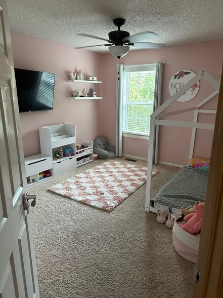 Bedroom 2 - 10981 Fergus St NE