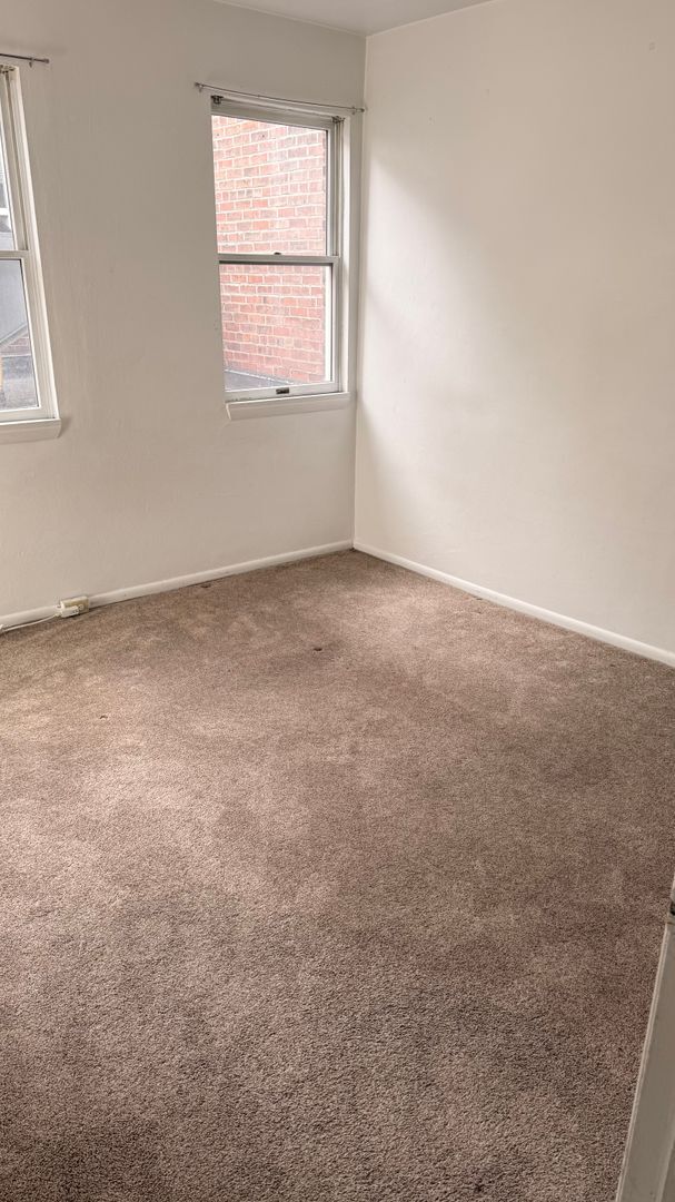 Building Photo - 1702 Wrights Wy