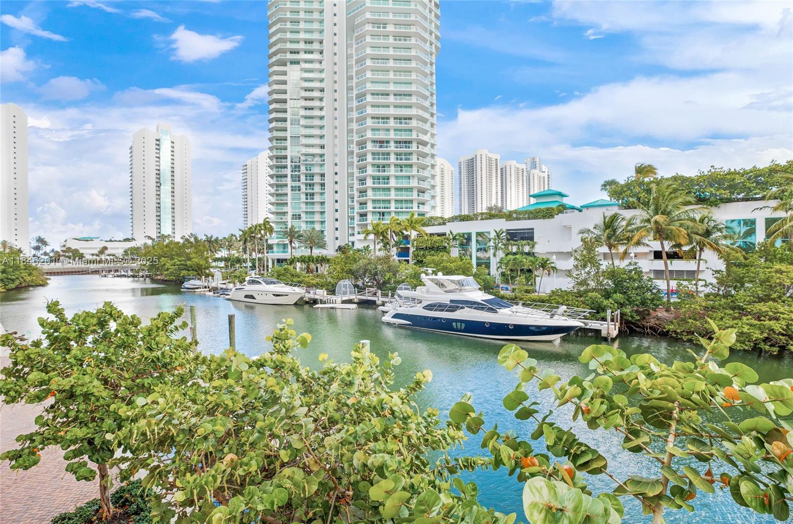 Building Photo - 300 Sunny Isles Blvd