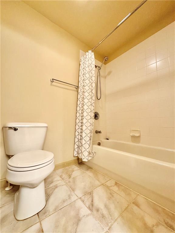 Building Photo - 2727 Staunton Dr